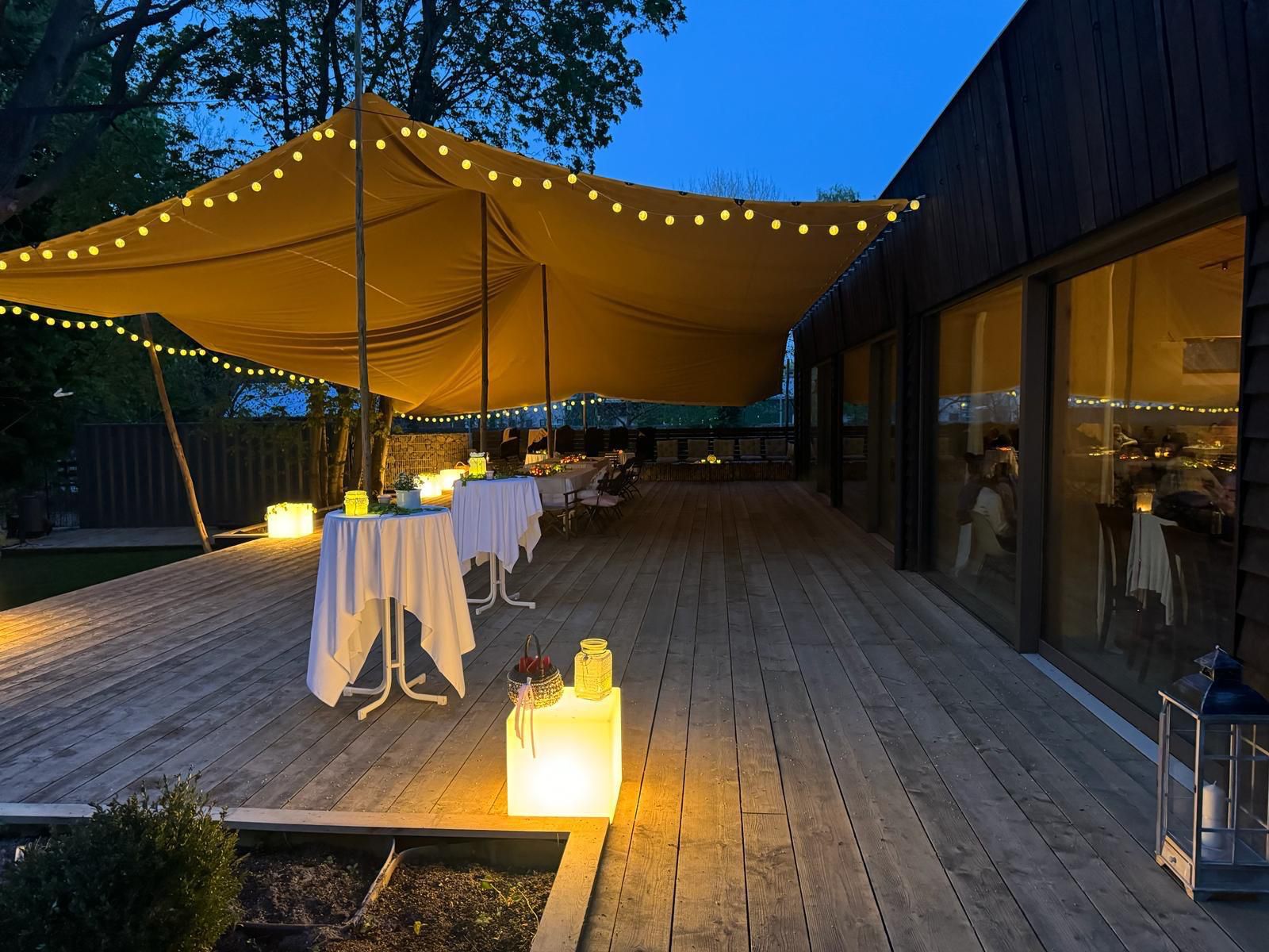 Sommerabend auf der Terrasse der Alten Försterei Wieck